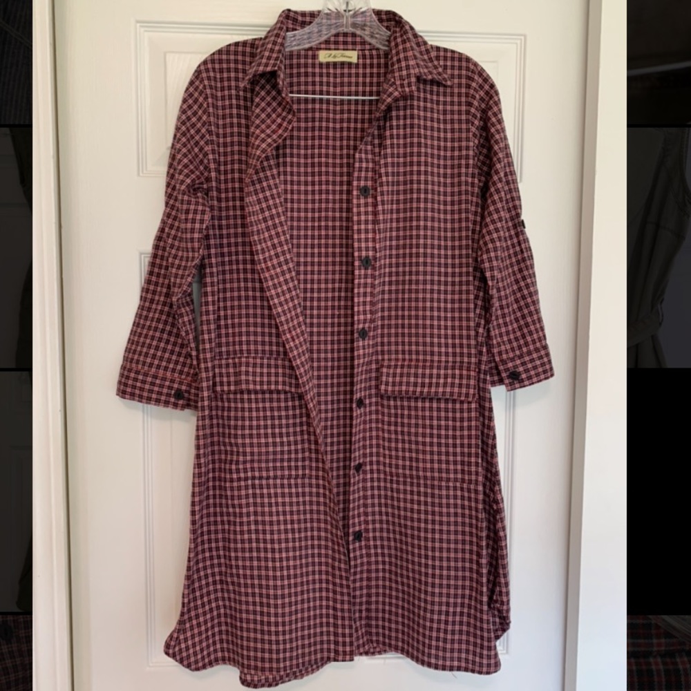 A LA TZARINA Red/Black Plaid Tunic Top